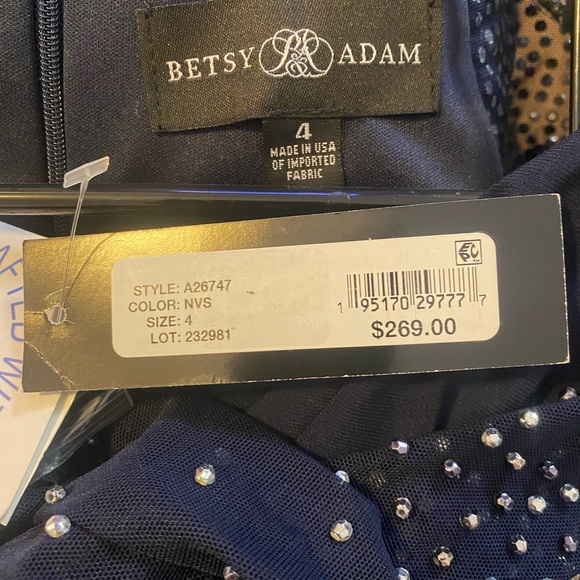 Betsy & Adam Women's Blue Rhinestone Ruched Twist-Front Gown Dress - Picture 4 of 4